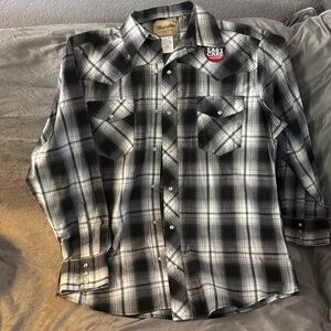 Men’s Wrangler shirt